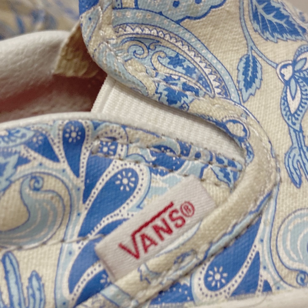 A little beat up but not horrible condition - Picture 4 of 4